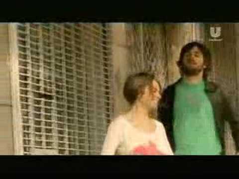 me olha, me olha de novo