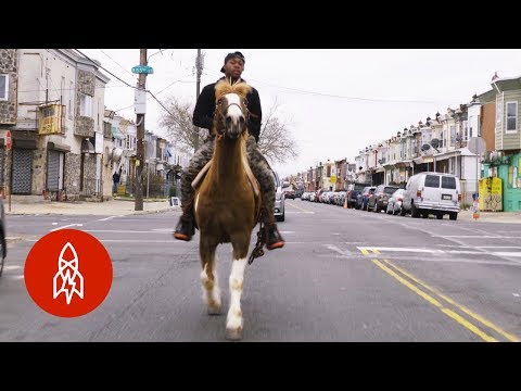 フィラデルフィアの街を走るカウボーイズ (The Cowboys Riding Philadelphia's Streets)