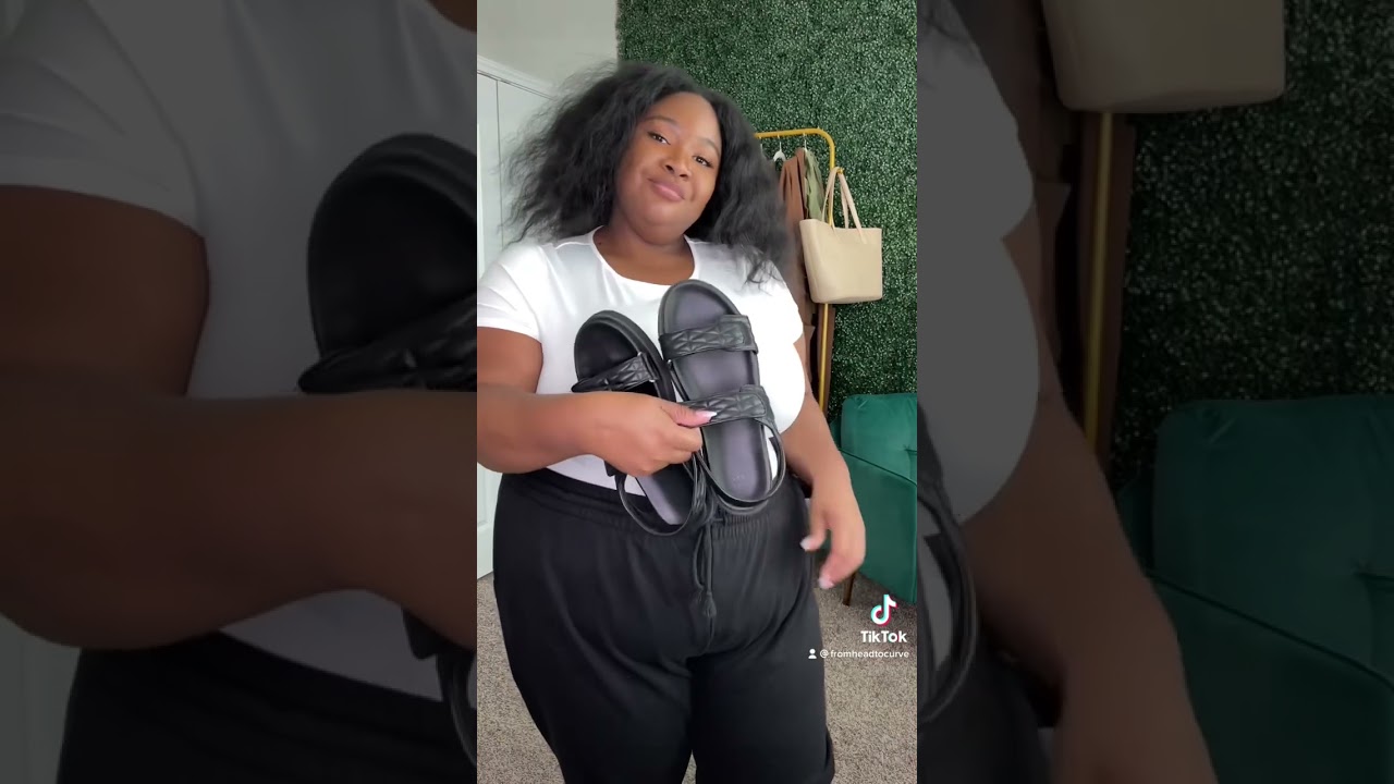 Watch video Plus Size Fall Outfit Idea | Blazers & Sweat Pants | How to dress your shape! Now Plus Size Fall Outfit Idea | Blazers & Sweat Pants | How to dress your shape!