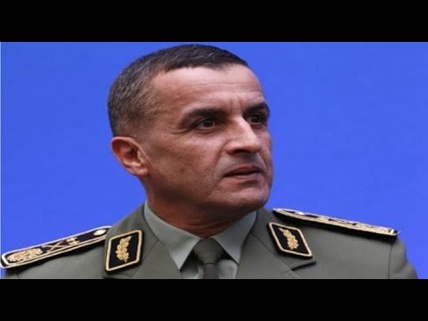 إحالة الجنرال محمد قايدي بتهمة المخابرات مع العدو