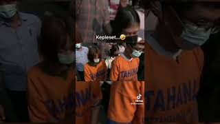 Download lagu Bokep Kebaya Merah 😍 #shorts #tiktok mp3