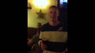 preview picture of video 'AMAZING Fastest beer pint drinker ever? Chug bosh'