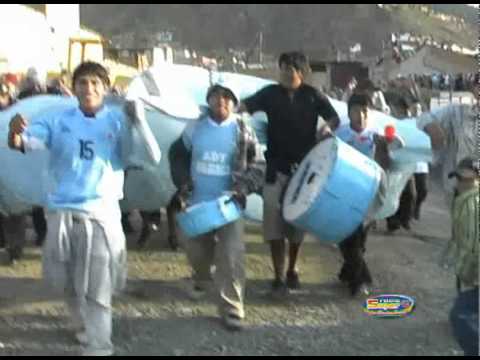 "Barra ADT de Tarma 2011 OK" Barra: Sangre Celeste &bull; Club: Asociación Deportiva Tarma