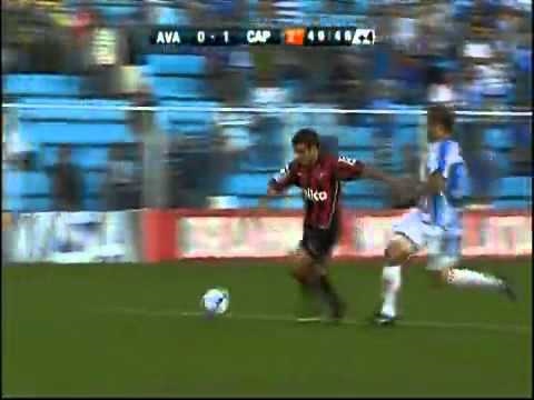 Avaí 0x1 Atlético - PR - Gol aos 49' do 2º tempo com 1 jogador a mais.