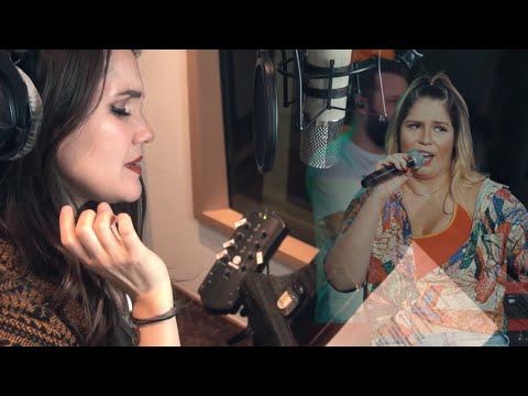 Dulce María & Marília Mendonça - Amigos con derechos - Español (Video Oficial)