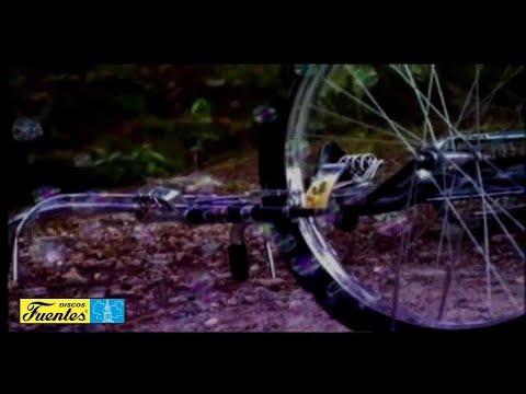 Gian Franco Pagliaro - No Soy de Aquí ni Soy de Allá (Video Oficial) | Discos Fuentes