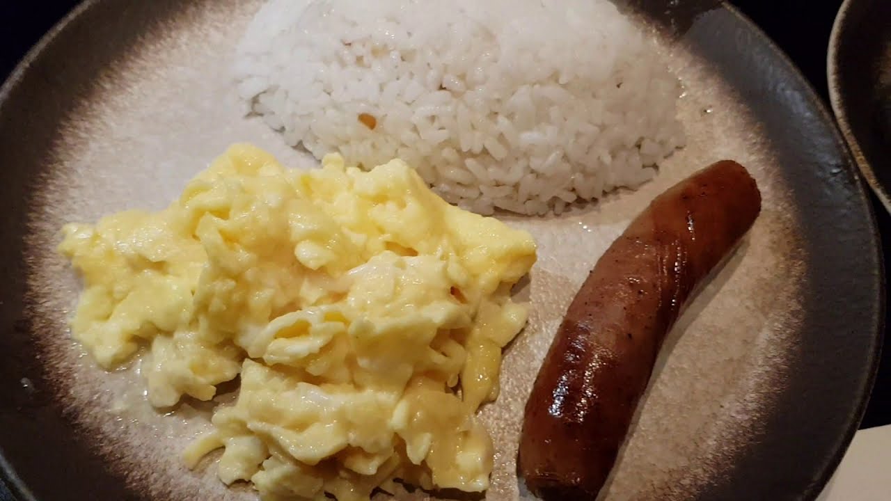 Cathay Pacific First and Business Class Lounge thumbnail