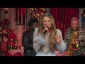 Carly Pearce - Here Comes Santa Claus (Live from CMA Country Christmas 2022)