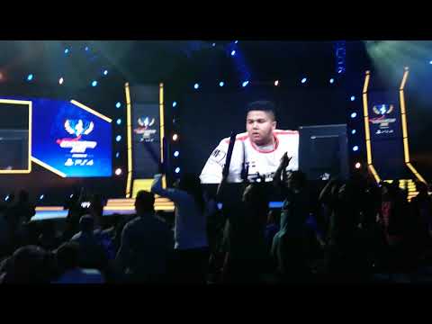 Crowd Reactions to Final Rounds of Capcom Cup 2017
