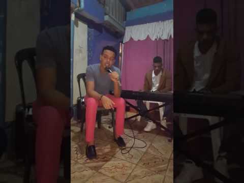 Breidy Moronta - Ayudame ( EN VIVO)