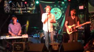 Red Wanting Blue - The Air I Breathe