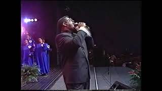 The Mississippi Mass Choir - He Welcomes Me