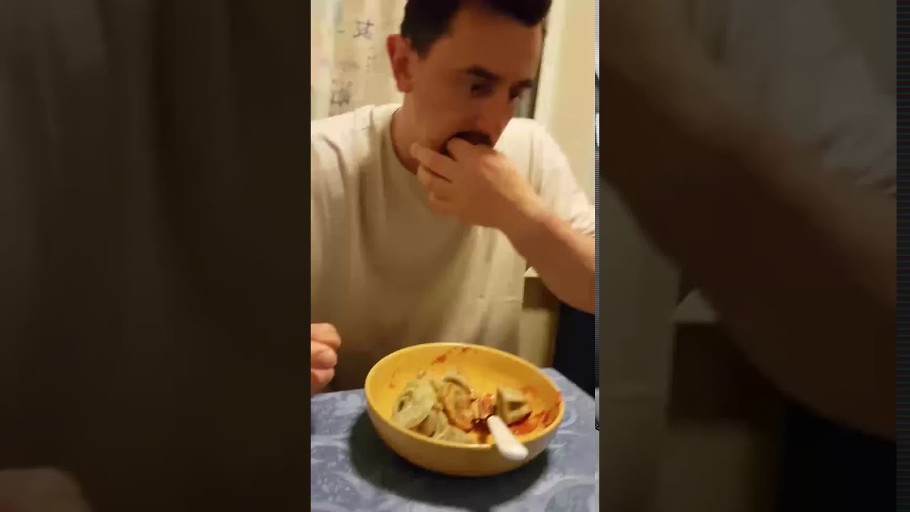 Девушка сделала предложение парню неудачно...