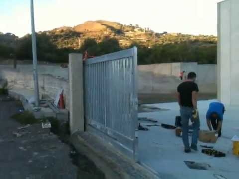 motori a scomparsa per cancelli scorrevoli