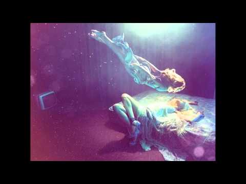 Beat Service feat Emma Lock - Hiding to nothing