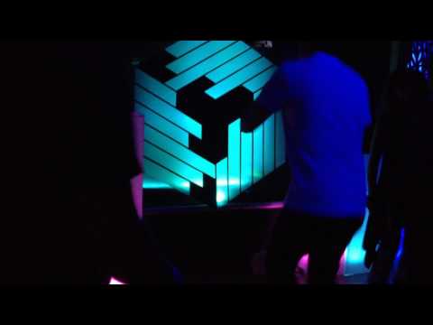 Aerodrömme live at Techgnosis label night