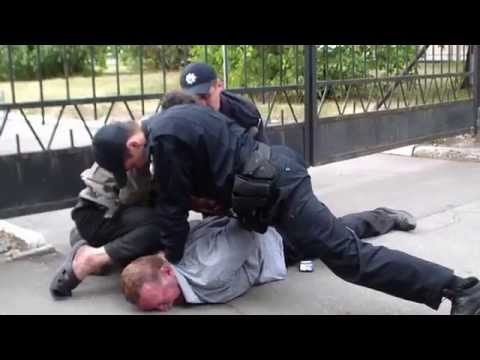 Задержание Новой Полицией пьяного майора милиции (МАТЫ)