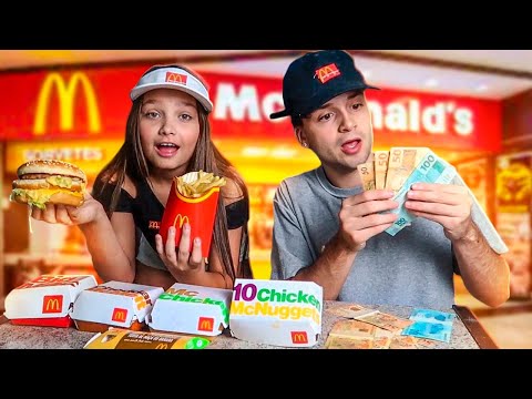 TRANSFORMEI A NOSSA CASA EM UM MC DONALD'S