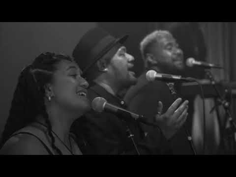 STAN WALKER- THE ONE YOU WANT /BABY ITS YOU (live mash up)