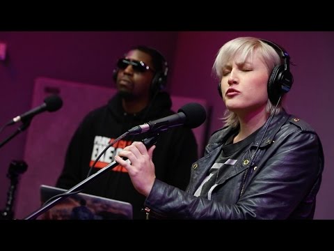 The Dividends - "Don't Disconnect (Remix)" - KXT Live Sessions