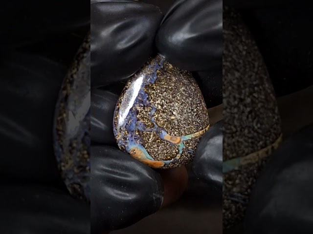 حجر بولدر اوبال طبيعي