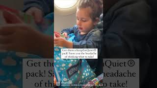 Ideas to keep kids entertained on flights! #traveltips #toddleractivities #travelingwithkids