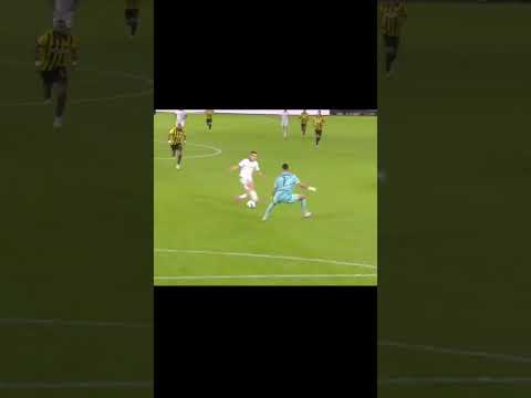 Μαγεία Κωνσταντέλια με ΑΕΚ #aek #paok #konstantelias #goal