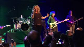 2016-11-17 - Letters To Cleo @ Bowery Ballroom - 02 - Fast Way