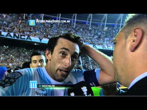 Milito: "Tocar el cielo con las manos".Racing 1 - Godoy Cruz 0.Fecha 19.Primera División 2014.FPT