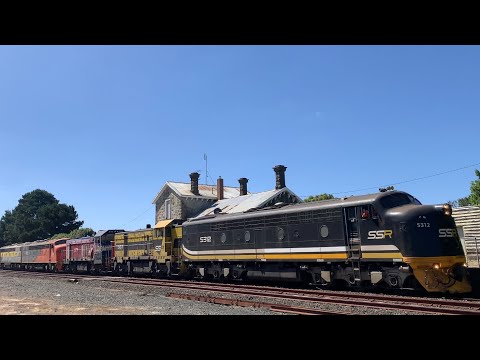 9198 Broad Gauge SSR Grain Train At Meredith With S312 T353 P16 S302 S317 (25/2/2022)
