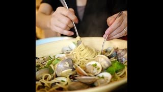 廚房裡的人類學家:蒜香白酒蛤蜊麵