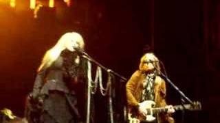 9/29/2006 Berkeley, CA - I Need To Know with Stevie Nicks