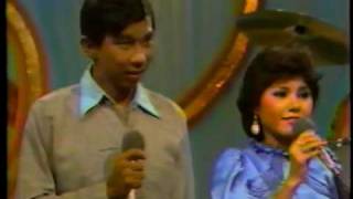 Shay-Yay-Set,  sung by Thu Maung and Nay Nwe Win with Sandayar Aung Win band in MRTV -1986
