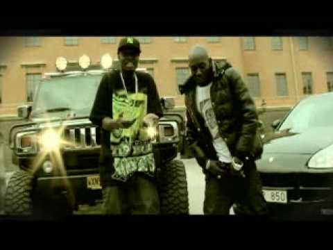 Essay ft El Presidente Street Music