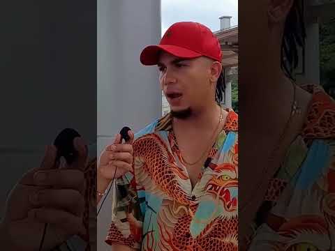 Nolo 835 "Ecuador merece su propia #fms "