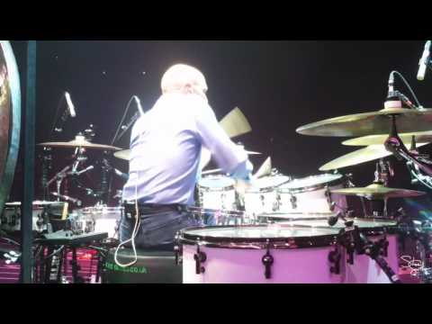 Steve Smith Drum Solo with Journey: Omaha