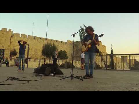Leonard Cohen Hallelujah - Performed by Vincent van Hessen. Jerusalem, November 2017