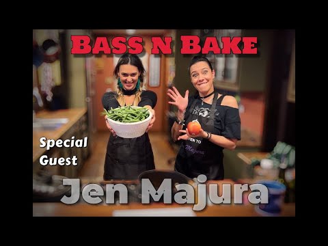 BASSE N BAKE Episode 9 - Jen Majura - Kao Glugg Kra Bi
