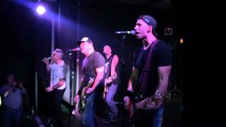 Cj Ramone feat. Andrea Manges - "Surfer Girl" live