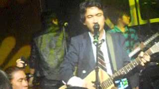 FILL HER   SHAKE YER HEAD Ely Buendia Concert Hard Rock Cafe Makati 8 3 2012