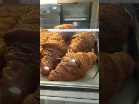 Butter Crossiant #viral #shorts #trending #crossiant #food #snacks