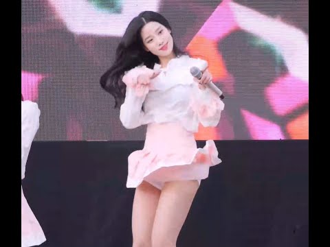 Sexy idol JOHYUN from Berry Good. Mellow Mellow performance fancam