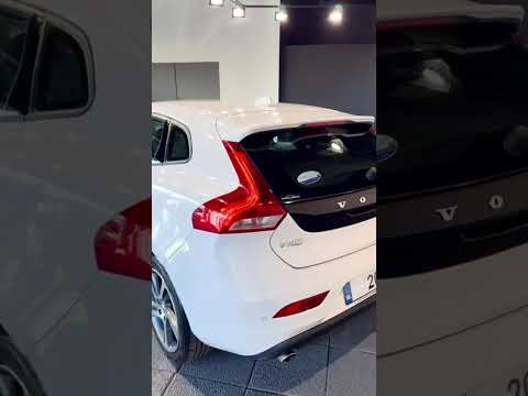 Volvo V40, 2018 - 1 Year Warranty/New NCT - Image 2