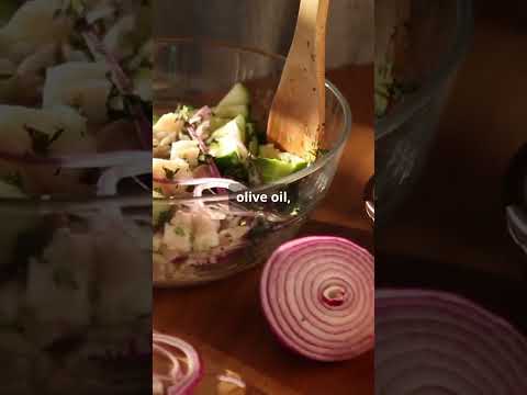 Unlock the Health Benefits of Cucumbers:Easy Recipes and Skincare Tips!