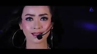 Download lagu Tika Zeins - Aku Takut Kehilanganmu (Versi Disco Remix) mp3 Download lagu Tika Zeins - Aku Takut Kehilanganmu (Versi Disco Remix) mp3