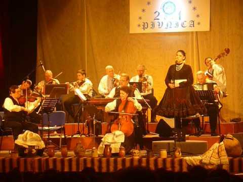 Maja Mackova - V našom dvore, na javore