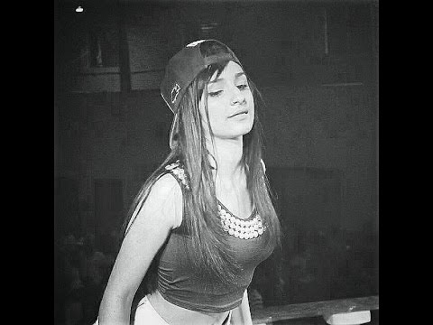 Mc Mary Savedra - Ela Trava ( DjDenilson Prod )