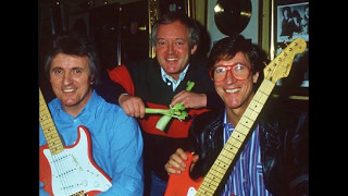 Download lagu The Shadows Atlantis (1978 Thank You Very Much London Palladium Reunion Concert ) mp3 Download lagu The Shadows Atlantis (1978 Thank You Very Much London Palladium Reunion Concert ) mp3