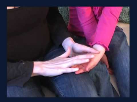 Usborne Finger Rhymes - Round and round the garden