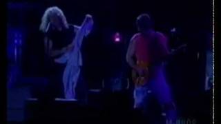 Download lagu Van Halen - Jump LIVE ( Toronto Canada 1995 ) mp3